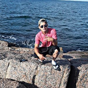 Meet your Posher, Jairo